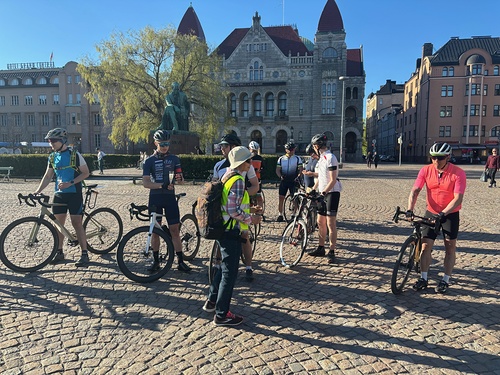 Kuohujuomaa sankareille.
